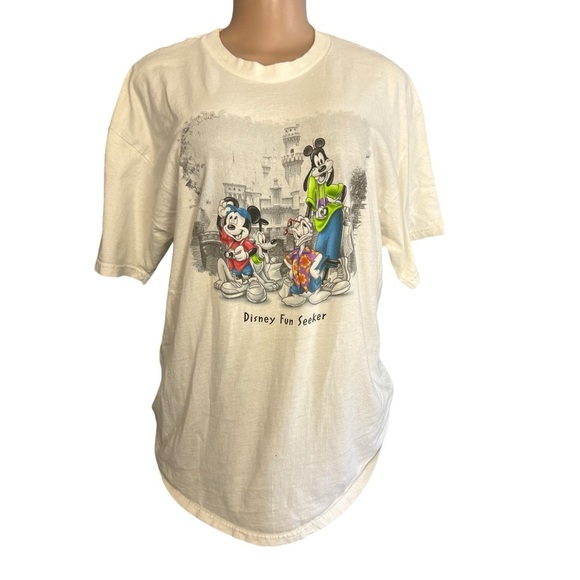 Vintage Disney Store 1990s Disney Fun Seeker T Shirt Mickey and Friends - Picture 1 of 8
